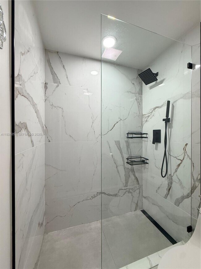 Building Photo - 2310 N 70th Ave