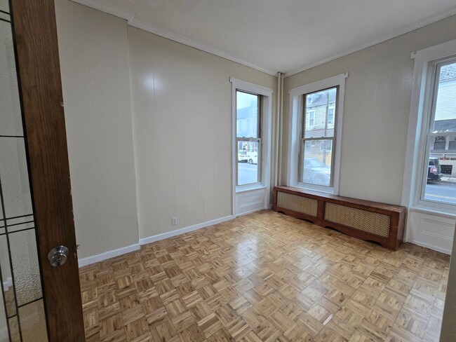 Building Photo - 127 N 12th St