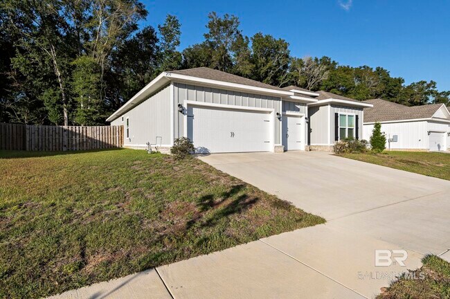 Building Photo - 231 Bronze St