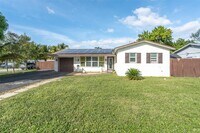 Building Photo - 6841 NW 7th Ct