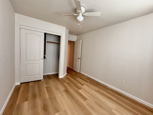 Building Photo - 1125 Toscana Dr SE