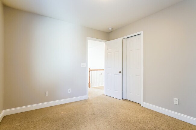 Building Photo - 674 Averasboro Dr