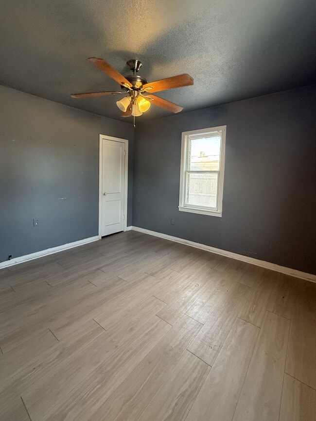 Building Photo - 4907 37th St