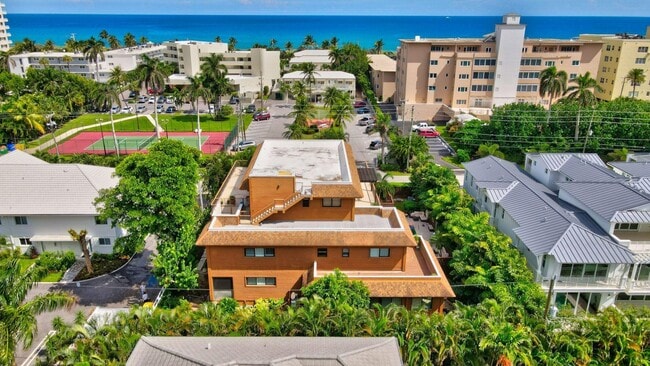 Building Photo - 122 Andrews Ave