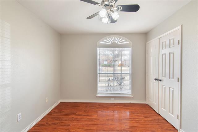 Building Photo - 2424 Cimmaron Dr