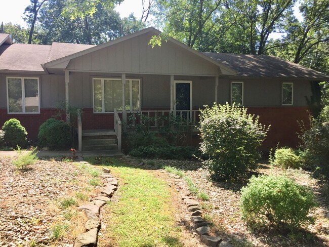 Primary Photo - Large 3 Bed Home for Lease, Roger Arkansas!