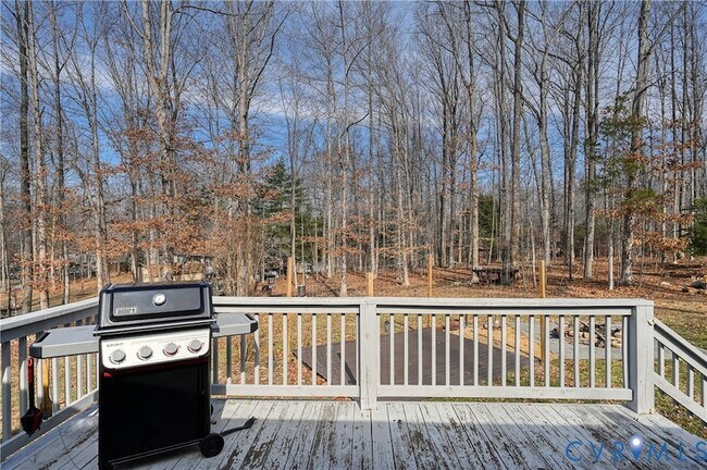 Building Photo - 104 Privacy Rd