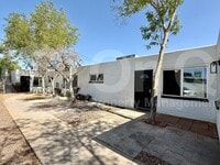 Building Photo - 609 S Bellview