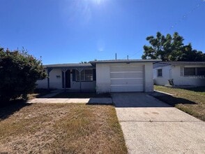 Building Photo - 5140 Panorama Ave