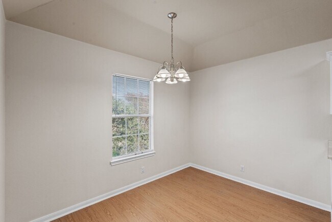 Building Photo - 3301 El Salido Pkwy