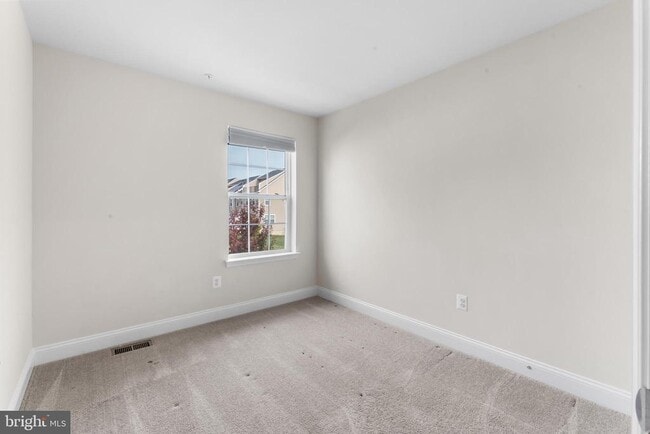 Building Photo - 8418 Kendall Ct