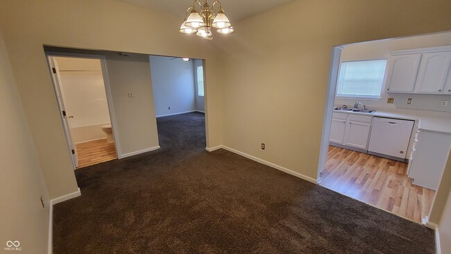 Building Photo - 6025 Prairie Meadow Dr