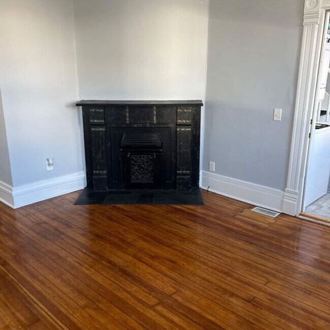 Building Photo - 1718 Fillmore Ln