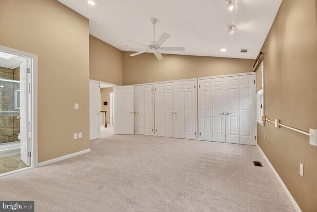 Building Photo - 7435 Crestberry Ln