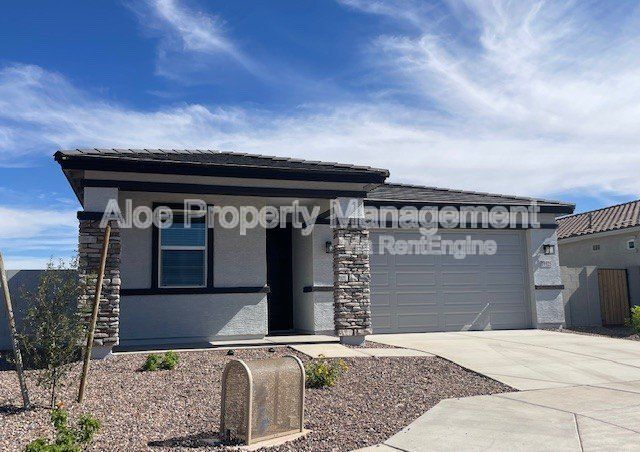 Building Photo - 19325 N Los Gabrieles Way