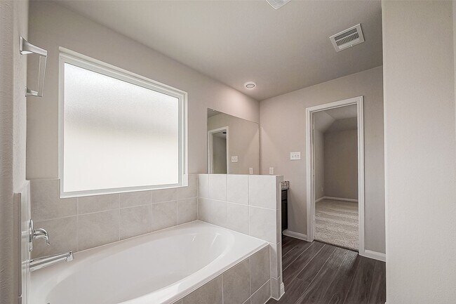 Building Photo - 2373 Tavo Trails Dr