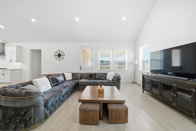 Building Photo - 2646 Wastelbread Ln