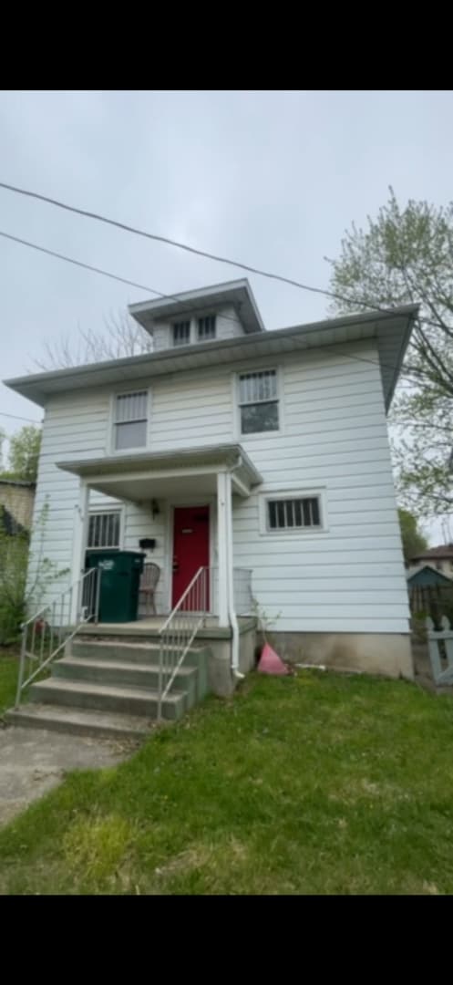 Building Photo - 919 Princeton Ave