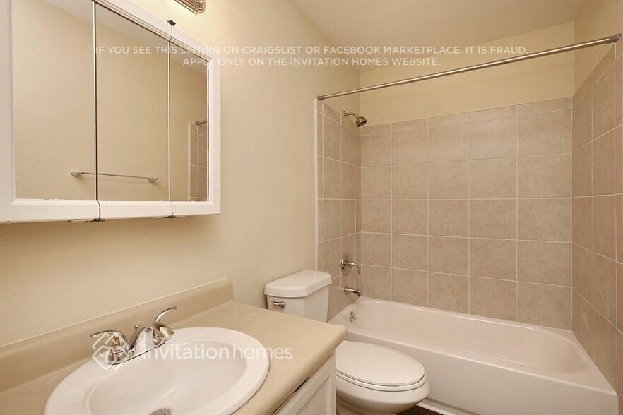 Building Photo - 7245 Goldfield Dr