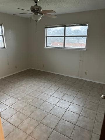 Building Photo - 409 Skyline Cir