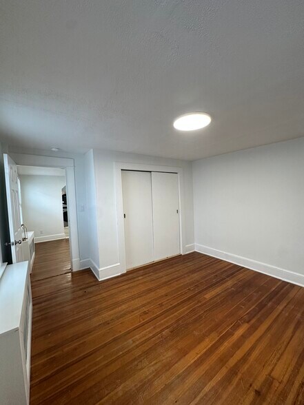 Building Photo - 48 Liberty St