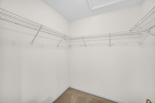 Building Photo - 4456 Monroe Ct