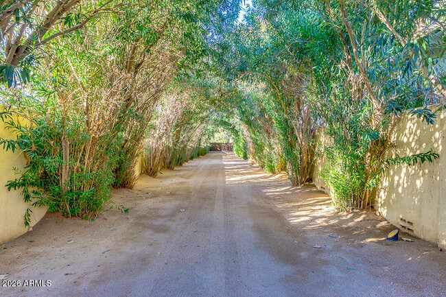 Building Photo - 6526 E Exeter Blvd