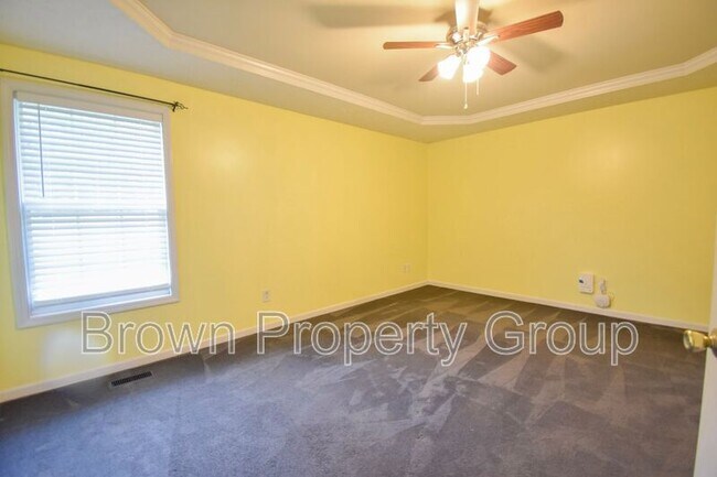 Building Photo - 112 Camrose Ct