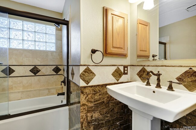 Building Photo - 14110 Soapberry Cove