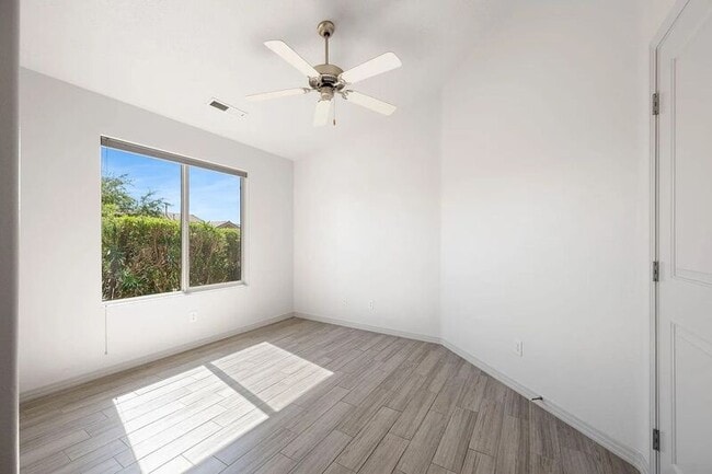 Building Photo - 1630 E 2450 S St