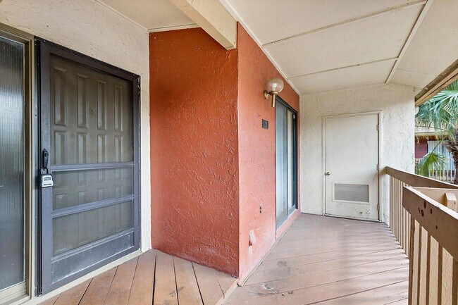 Building Photo - 13115 Belhaven Ct