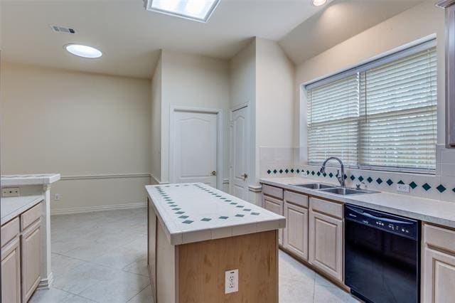 Building Photo - 6613 Lynch Ln