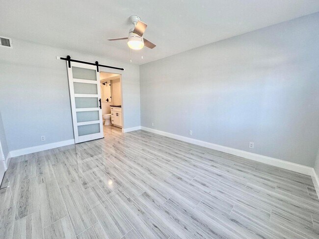 Building Photo - 312 Northlake Dr