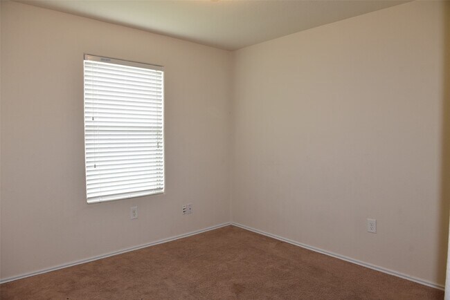 Building Photo - 21319 Finbury Oaks Ln