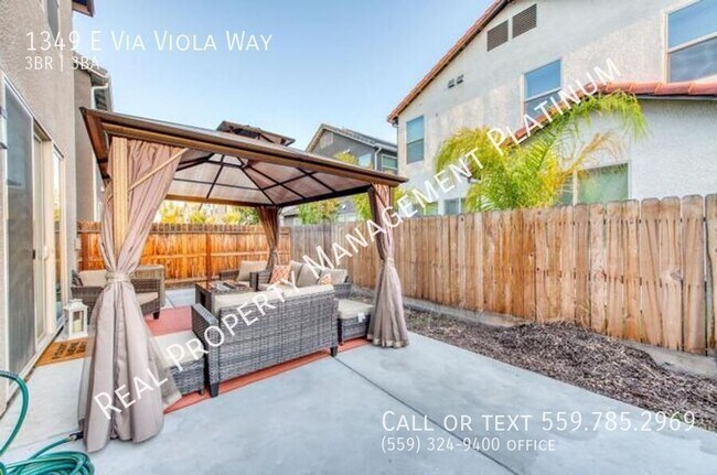Building Photo - 1349 E Via Viola Way