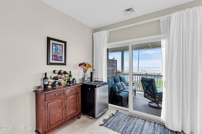 Building Photo - 209 Beach Front