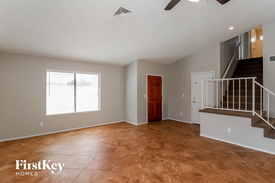 Building Photo - 3638 E Verdin Rd