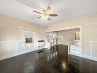 Building Photo - 1B/1BA Condo in Bankers Hill Available for...