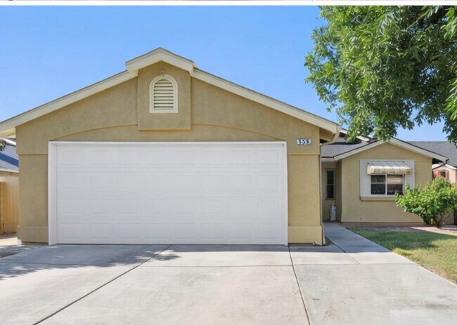 Building Photo - 631 McClain St