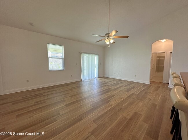 Building Photo - 616 Manatee Bay Dr