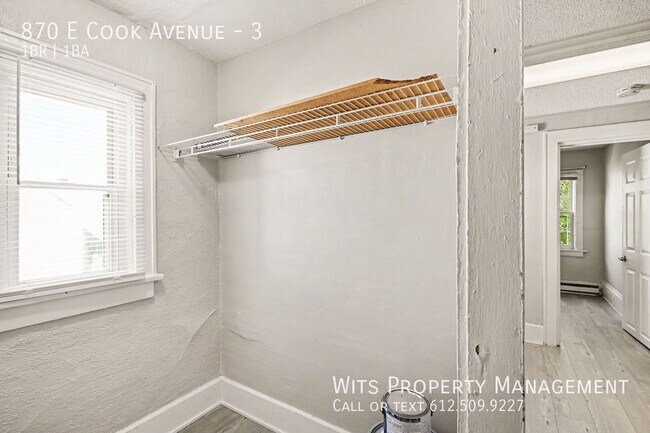 Building Photo - 870 Cook Ave E
