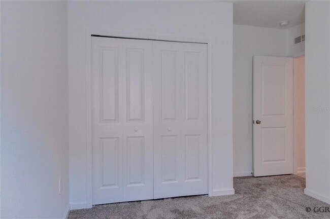 Building Photo - 1520 Brentwood Dr