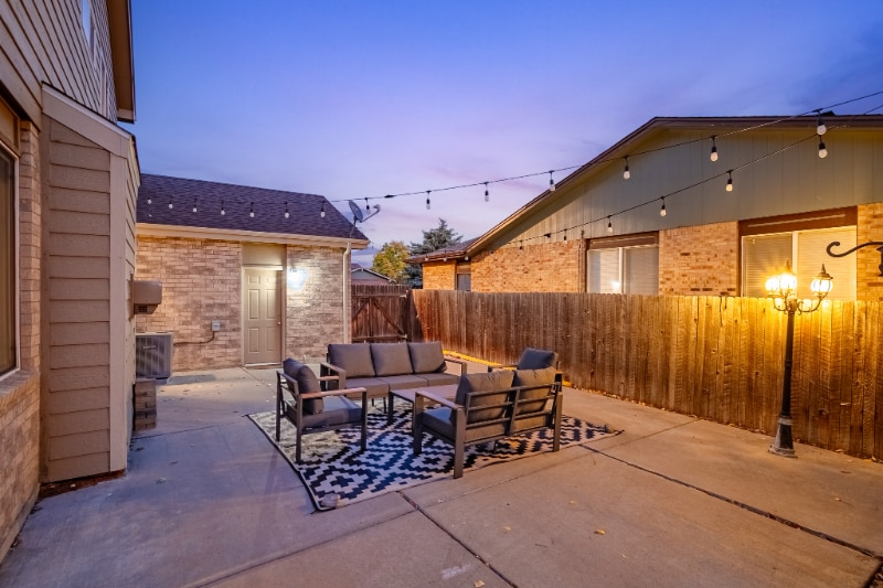 Building Photo - 13031 Dexter St