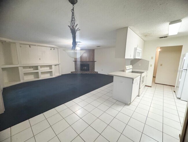 Building Photo - 7410 Orangeview Cir