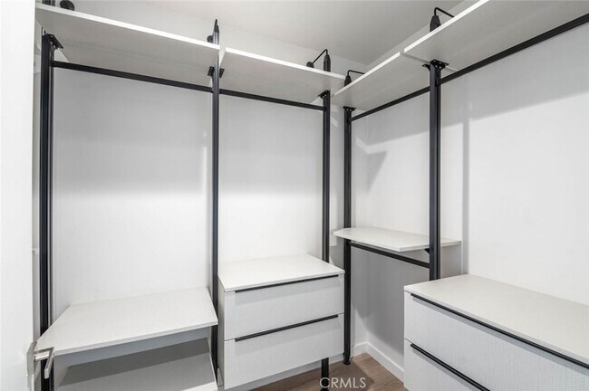 Building Photo - 7341 Valmont St