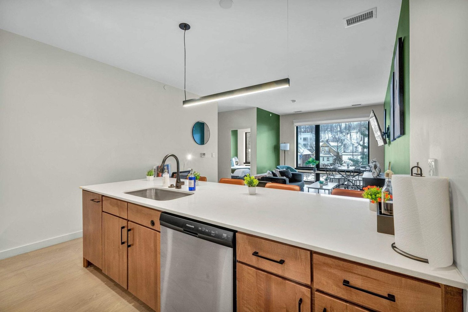 Building Photo - 2189 Cornell Rd