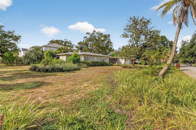 Building Photo - 3107 S Emerson St