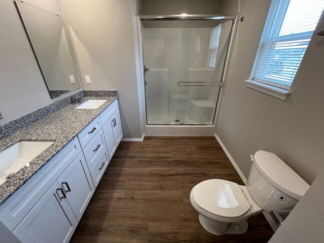 Building Photo - NEW BUILD! 4 BEDROOM 2 BATHROOM