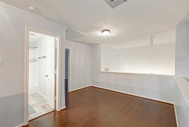 Building Photo - 2214 Falcon Knoll Ln