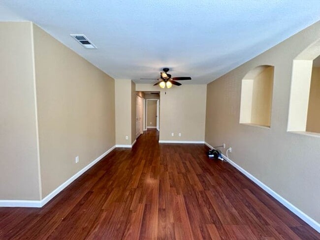 Building Photo - Move-in special! Move in by 12/25 and receive $300 off the first month’s rent! 2 bedroom Condo av...
